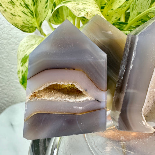 Agate Towers — 2 to 2.4 inch
Stability | Balance | Inner Peace
✨ Imperfect & Intuitively Chosen ✨ - Katie's Mystic Crystals