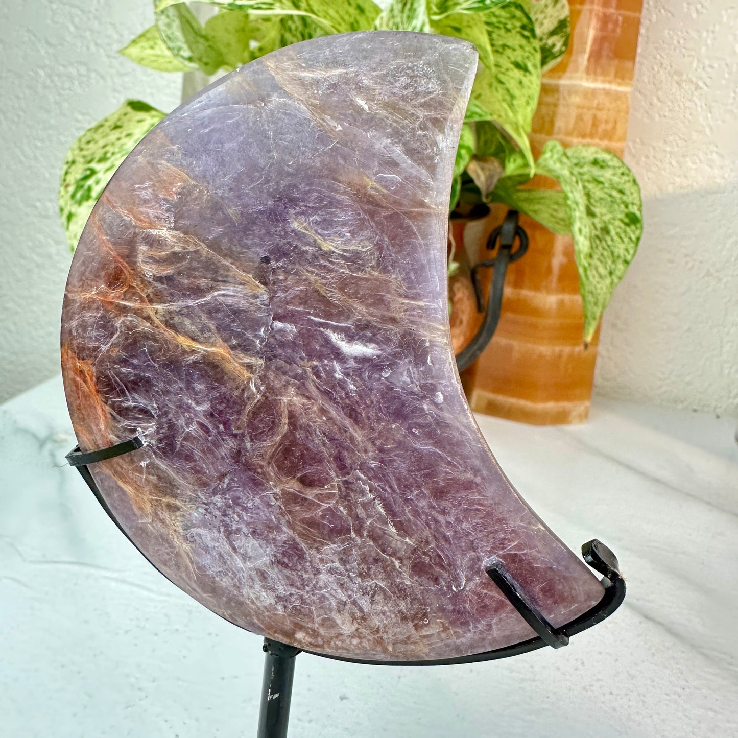 Lithium Mica Lepidolite Crescent Moons on Custom Stand
🌙 Emotional Balance • Nervous System Support • Divine Feminine Energy