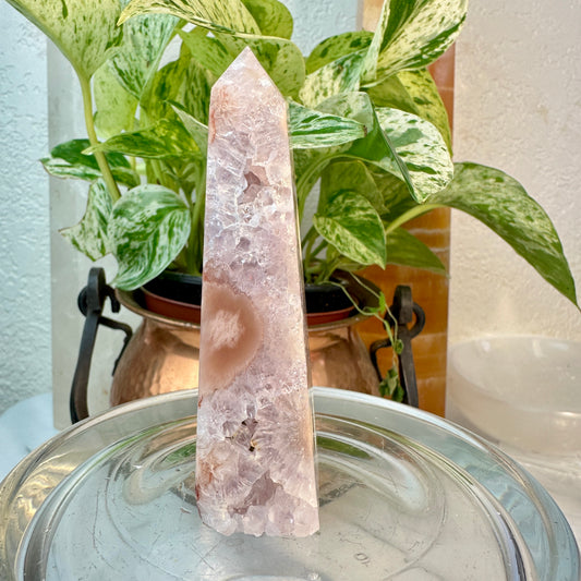 Amethyst Flower Agate Tower — 3.5 Inches
Spiritual Bloom • Tranquility • Feminine Energy