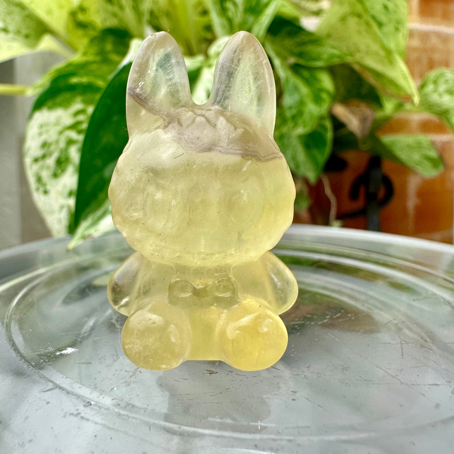 Fluorite Little Monsters 👻– Pocket Guardians in Magical Colors
✨ Small: 1.3 inch • Large: 2.8 inch