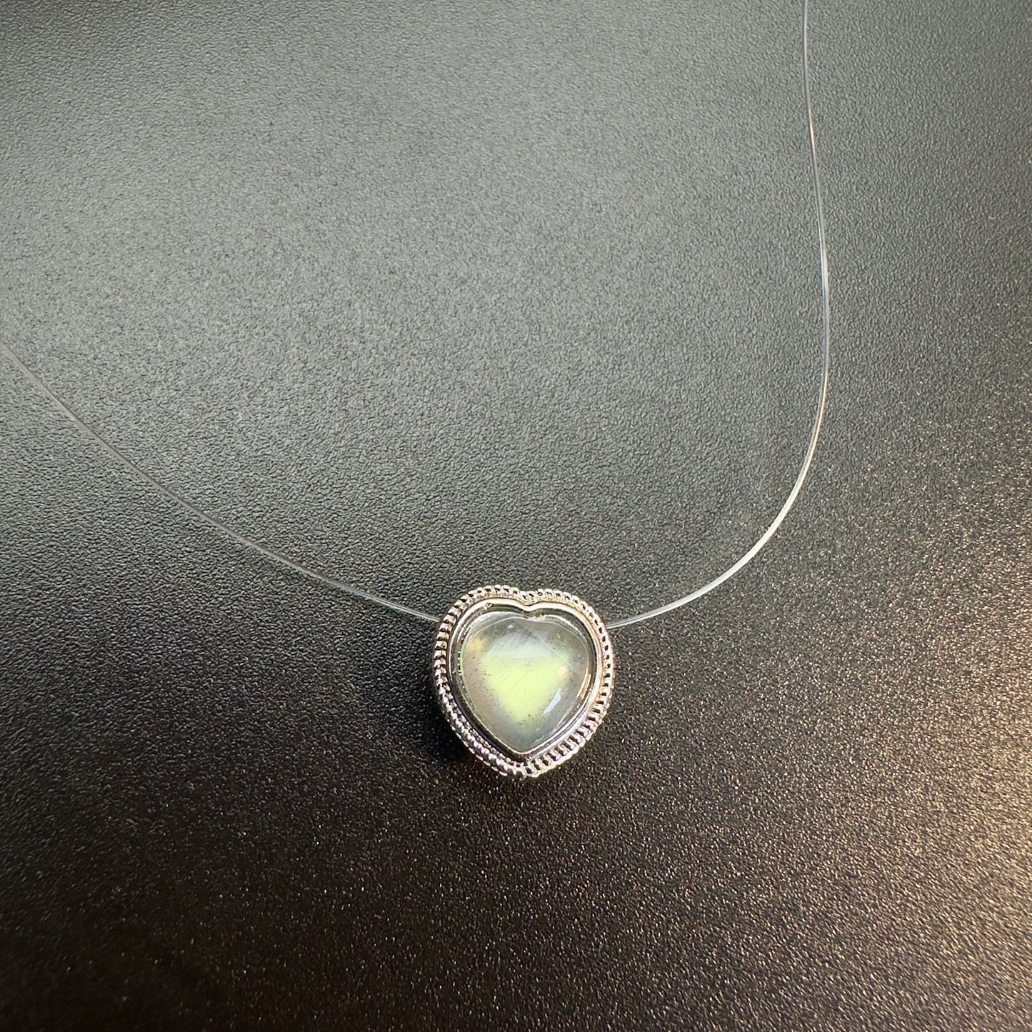 Floating Labradorite Heart Necklace
💫 Intuition • Aura Protection • Ethereal Beauty
