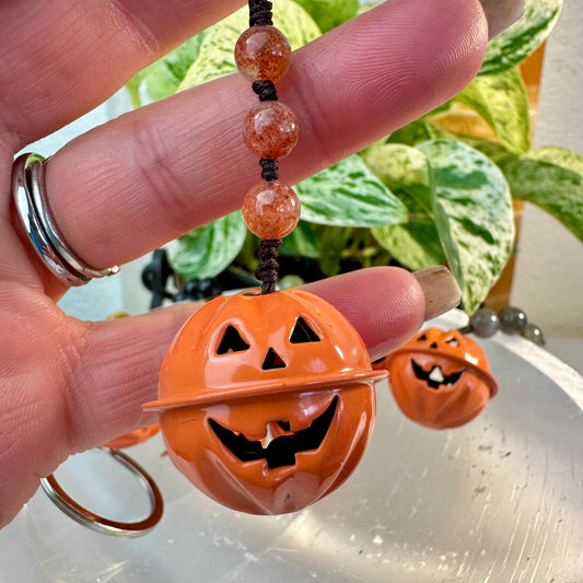 Pumpkin Jack-o’-Lantern Bell & Crystal Keychain
Protection | Fun | Autumn Magic