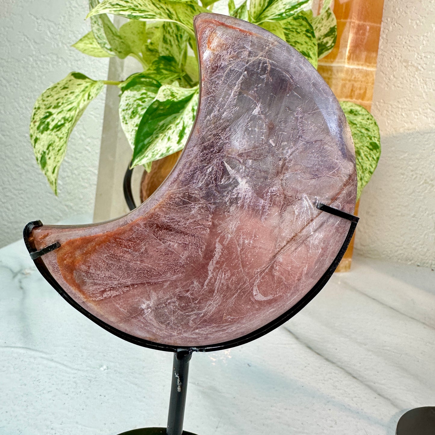 Lithium Mica Lepidolite Crescent Moons on Custom Stand
🌙 Emotional Balance • Nervous System Support • Divine Feminine Energy
