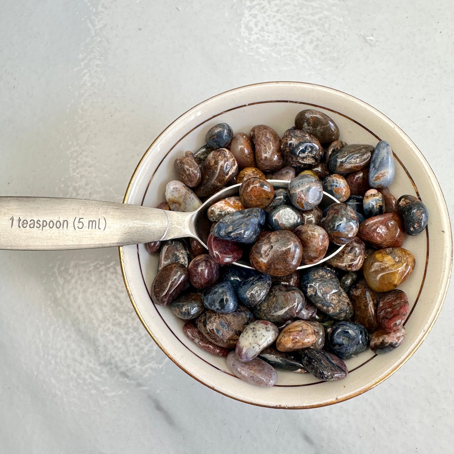 Custom Pebble Confetti