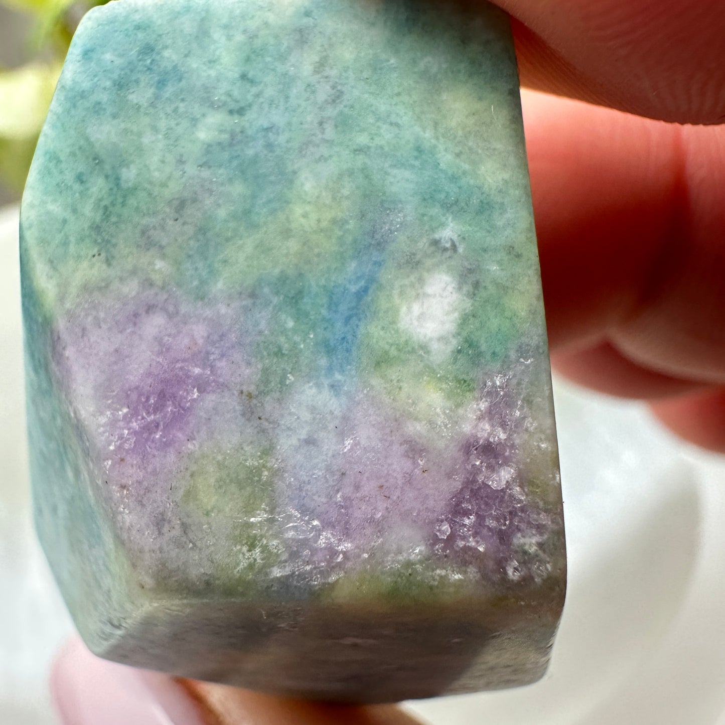 Hackmanite Gushers (Freeforms) — UV Reactive
Mystery | Intuition | Light Within Shadow