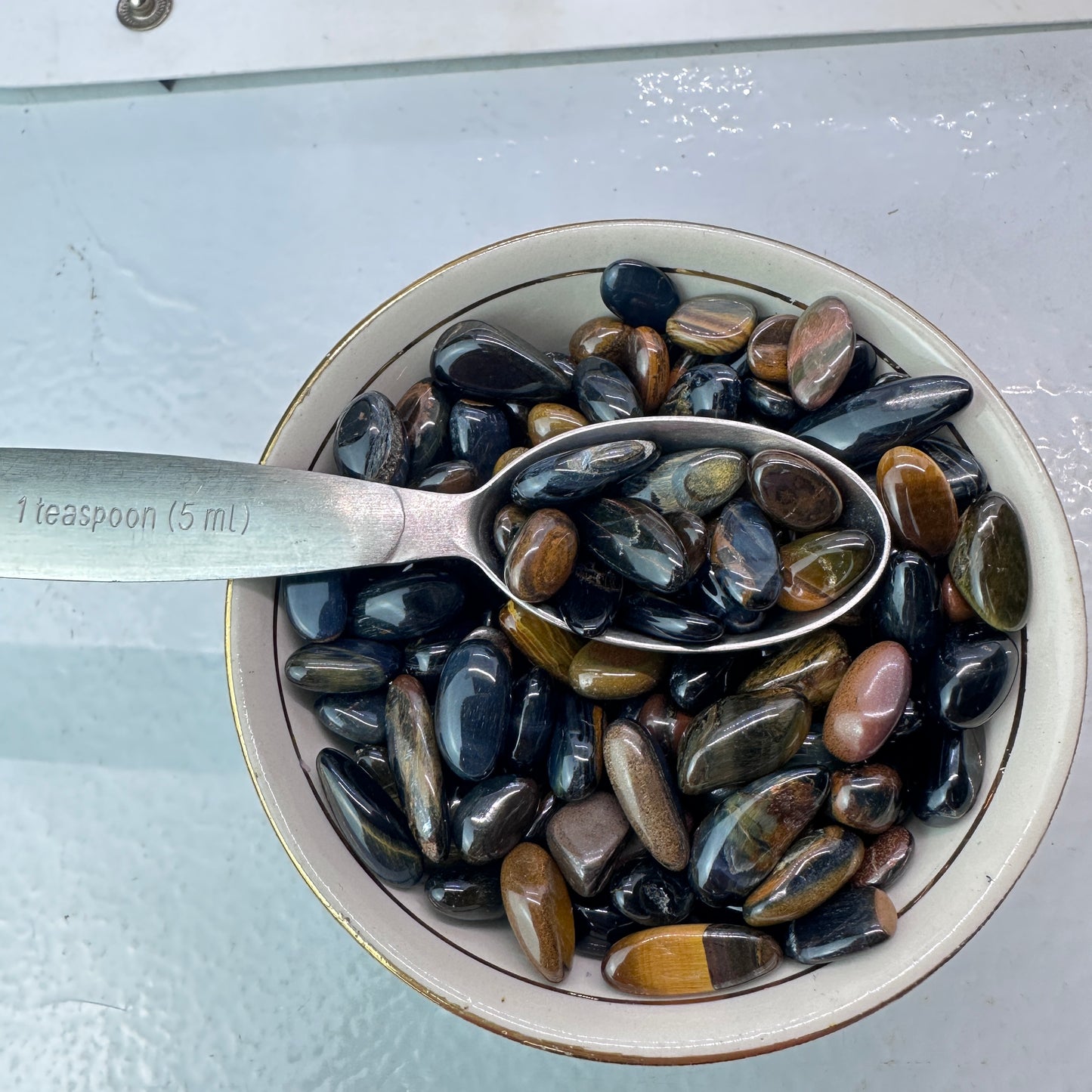 Custom Pebble Confetti