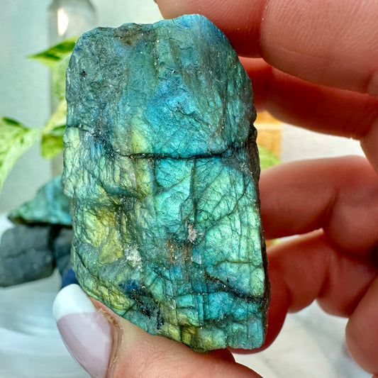 Raw Labradorite Chunks — 48–60 grams Each
Magic | Protection | Transformation