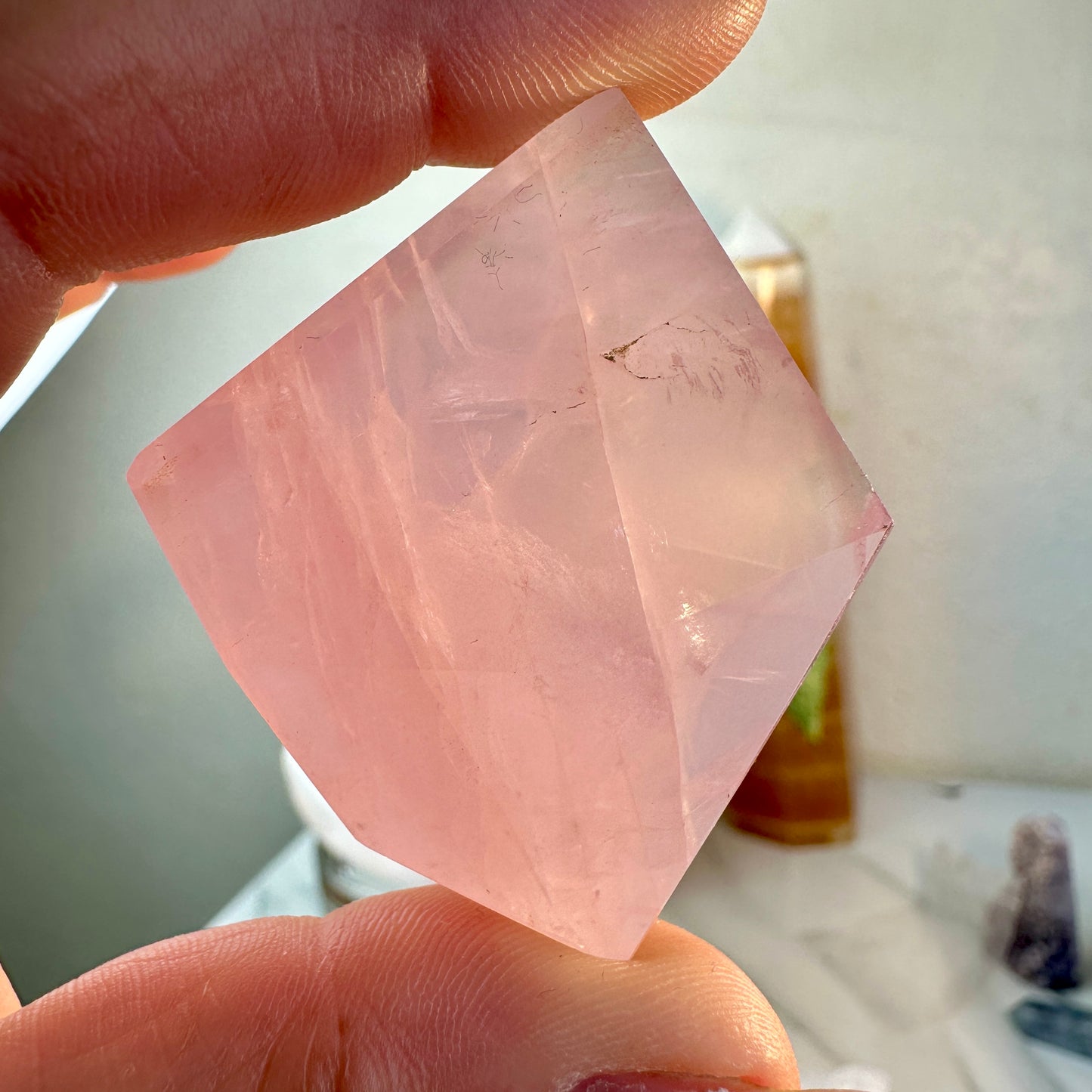 High-Quality Rose Quartz Gushers — 30–40 grams Each
Unconditional Love | Emotional Healing | Heart Awakening