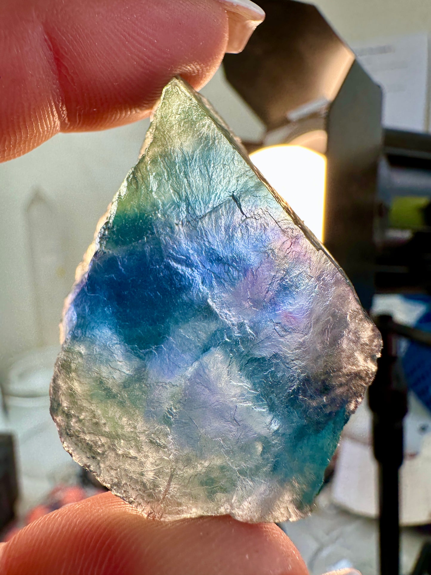Raw Blue Fluorite Chunks — Small, Medium & Large Sizes
Clarity | Spiritual Flow | Emotional Balance