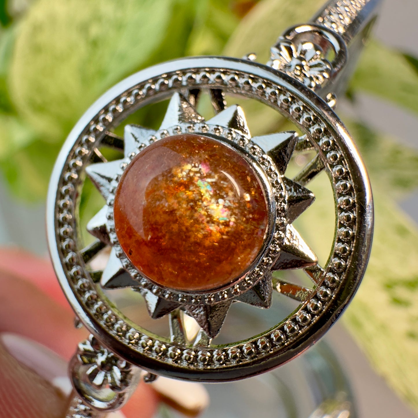 Sunstone or Moonstone Spinning Fidget Bangle
☀️ Sun Symbol | Empowerment | Emotional Balance | Calming Energy