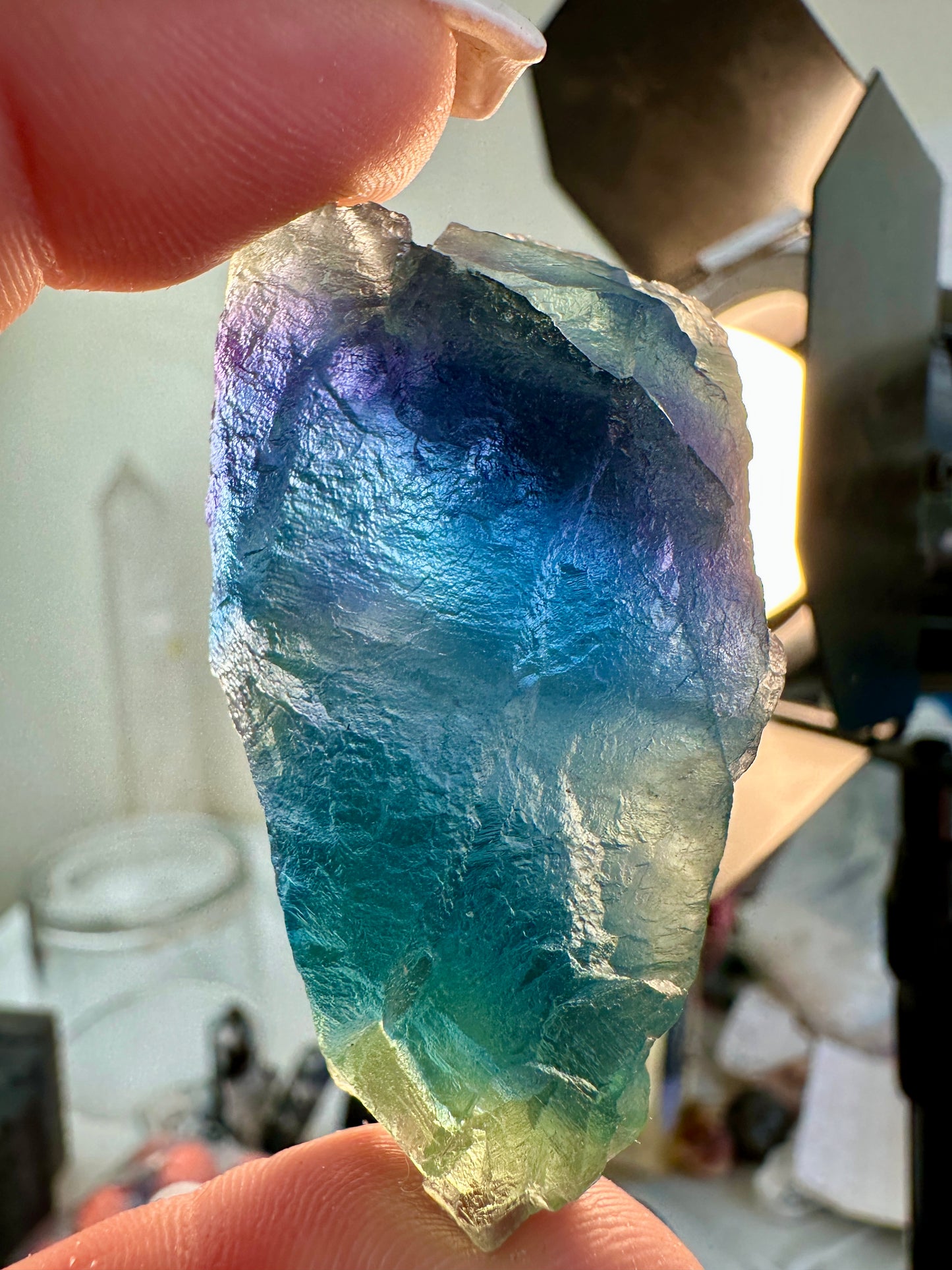 Raw Blue Fluorite Chunks — Small, Medium & Large Sizes
Clarity | Spiritual Flow | Emotional Balance