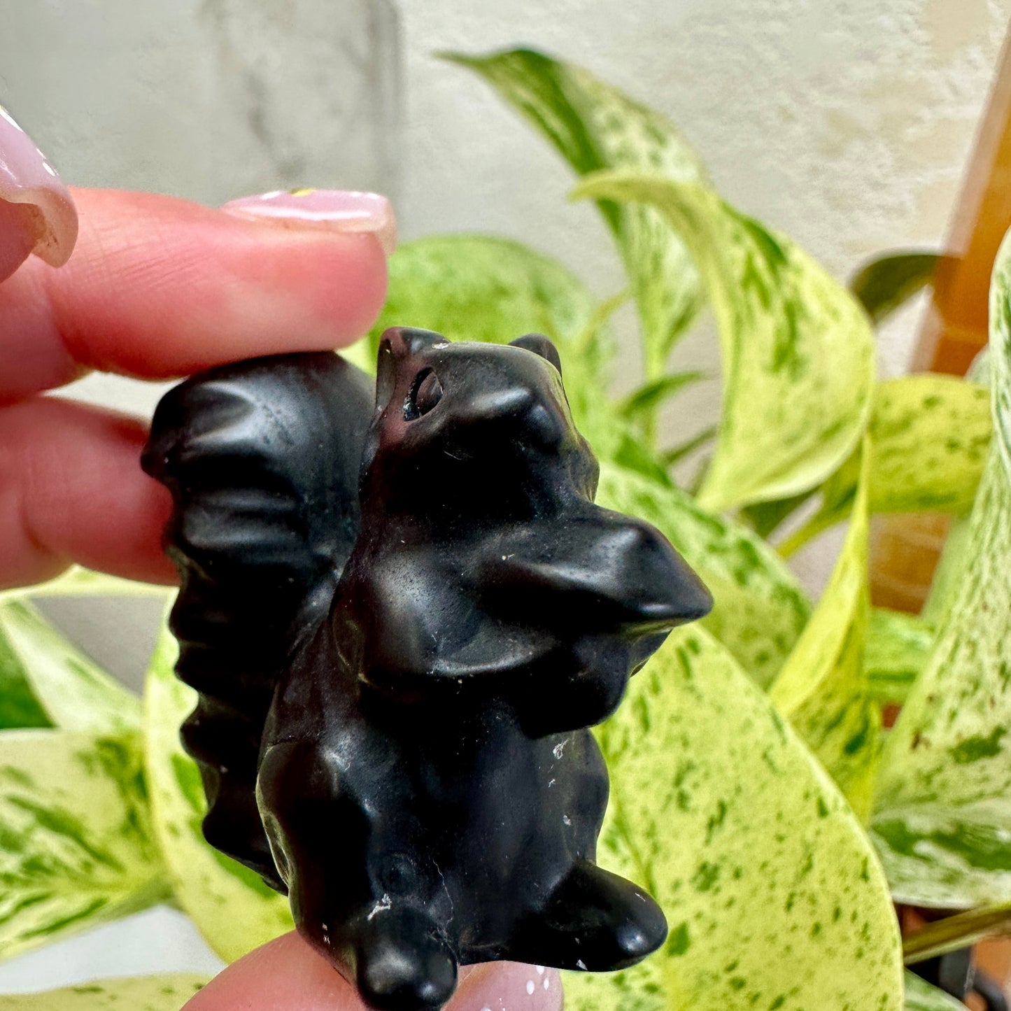 Obsidian Squirrel holding Mushroom - 1.6 inch