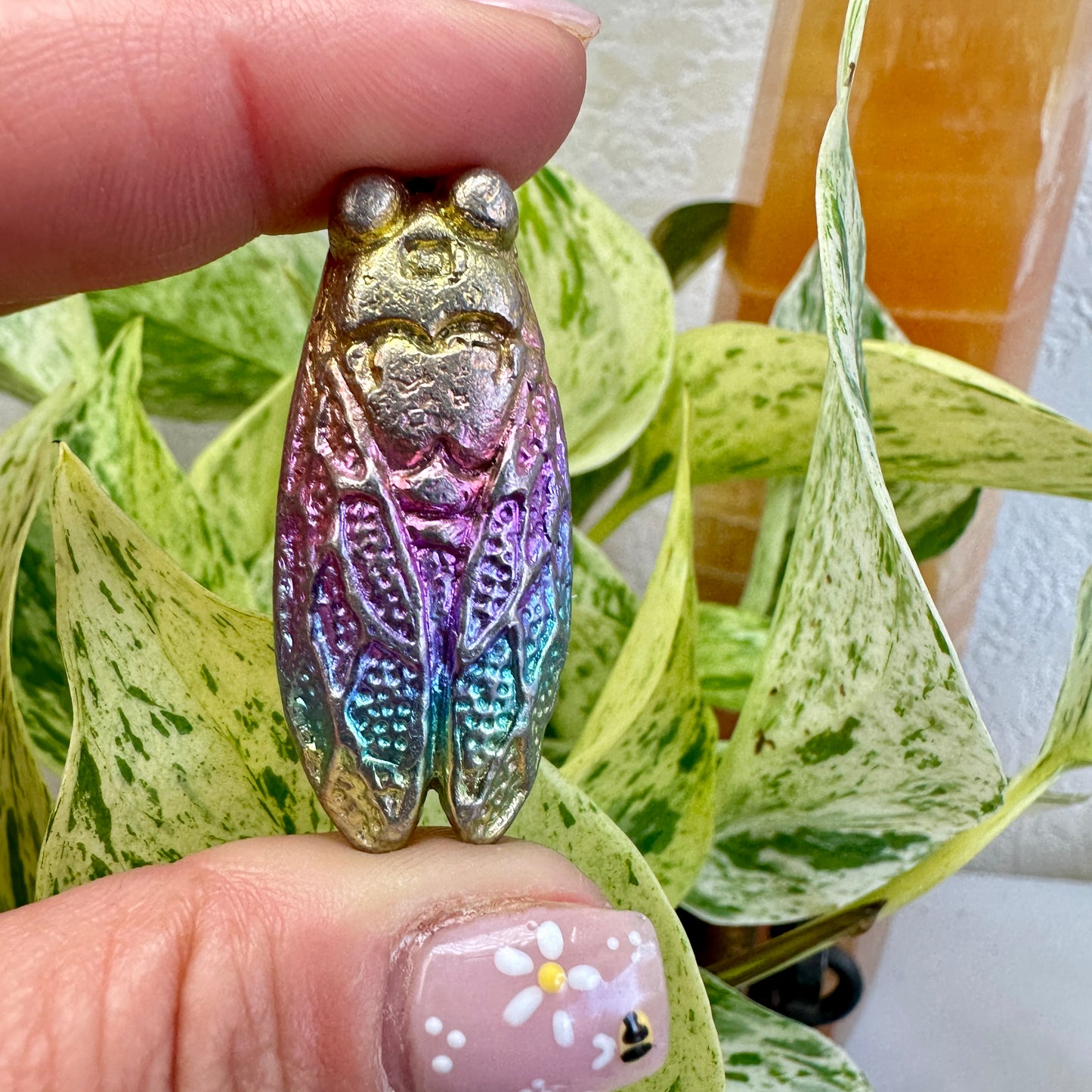 Bismuth Cicada - 1 inch