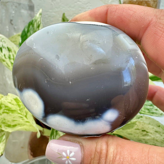Orca Agate Palm Stone (E)