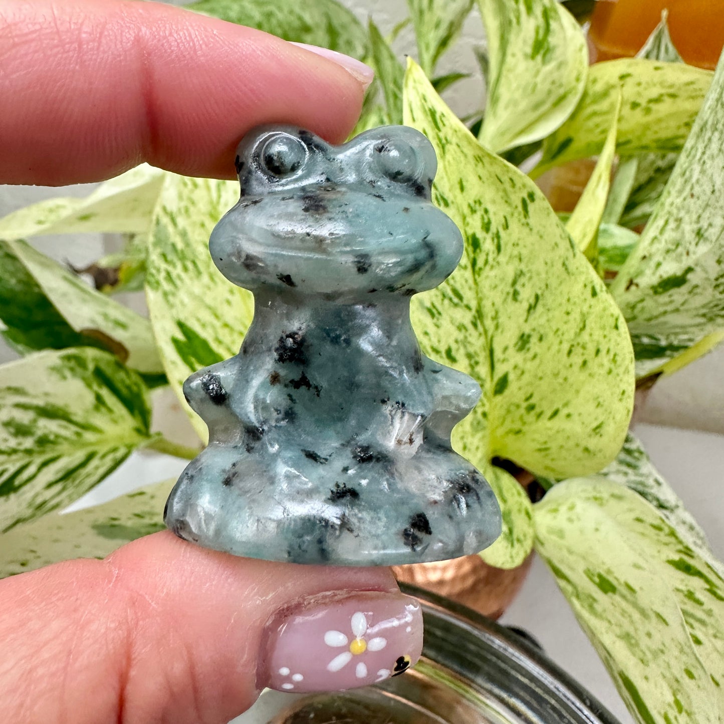 Cute Crystal Frogs - 1.6 inch