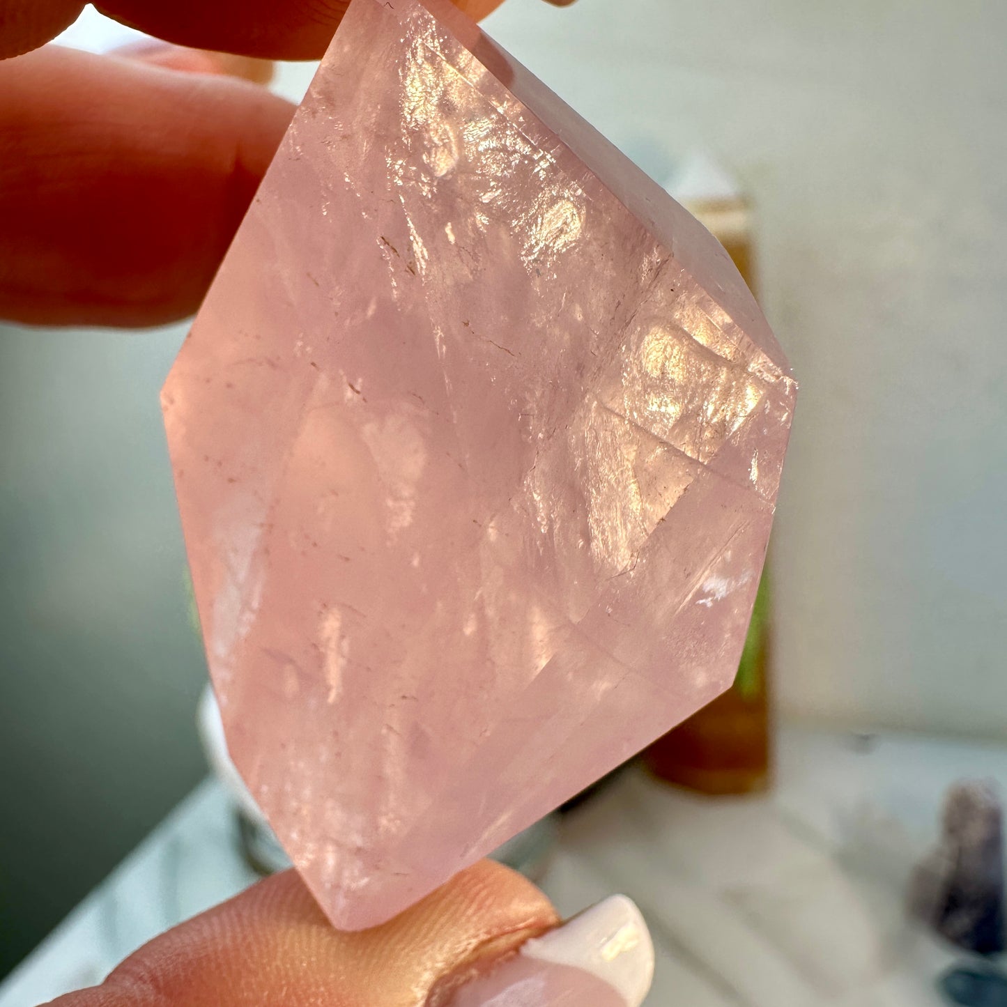 High-Quality Rose Quartz Gushers — 30–40 grams Each
Unconditional Love | Emotional Healing | Heart Awakening