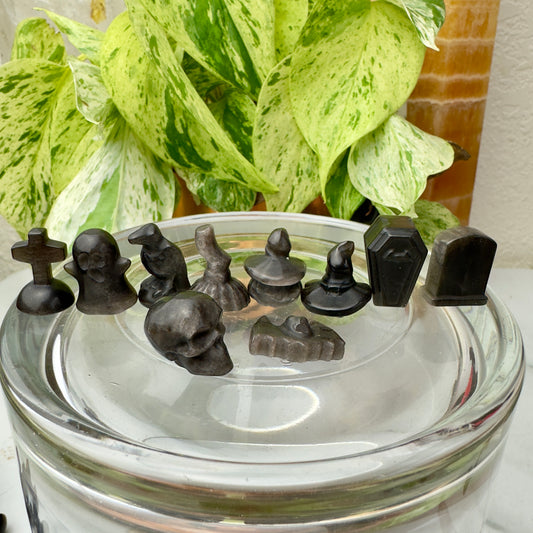 Obsidian Mini Spooky Carvings