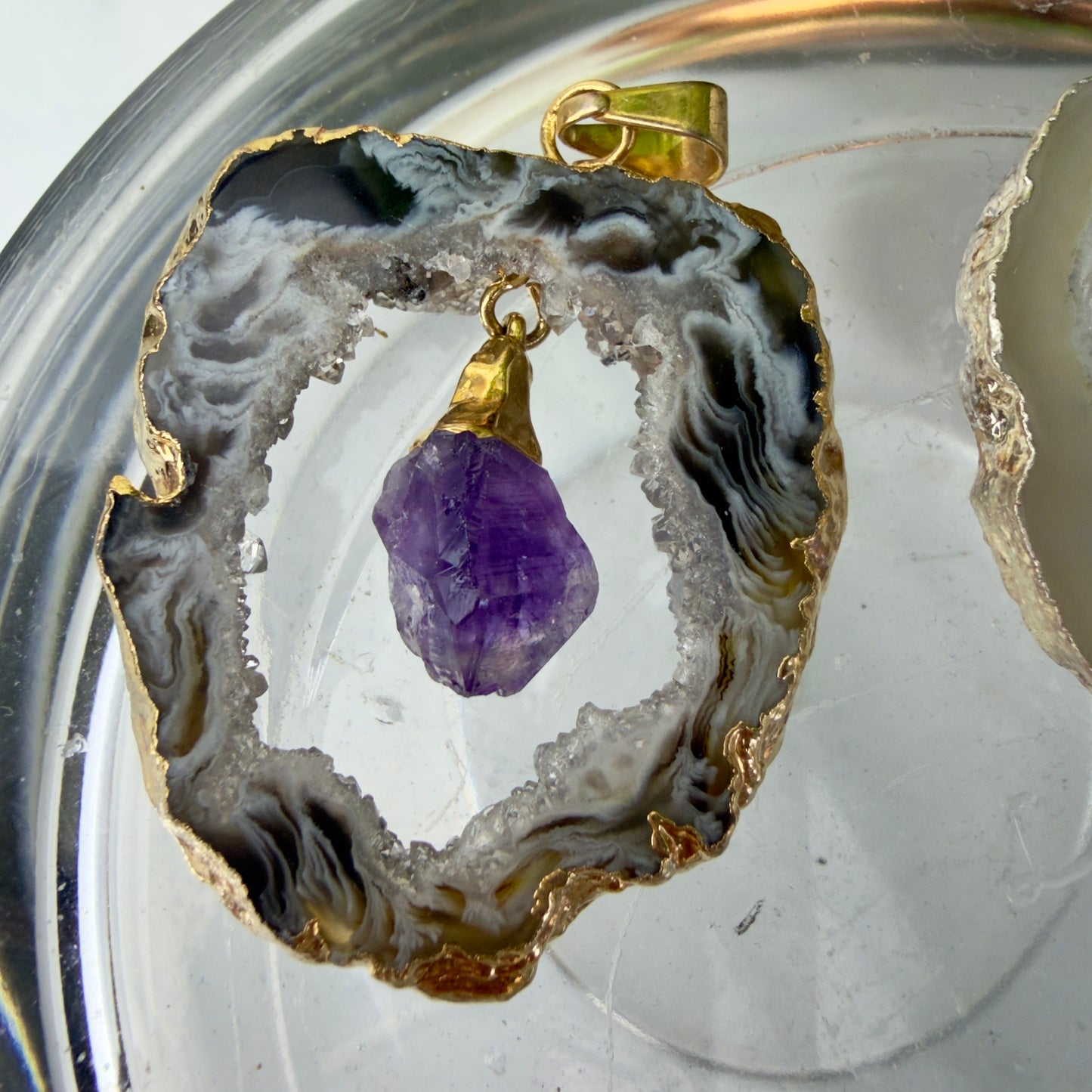 Agate & Amethyst Crystal Pendants – Protective Healing Jewelry (1.3–1.7”) ✨💜