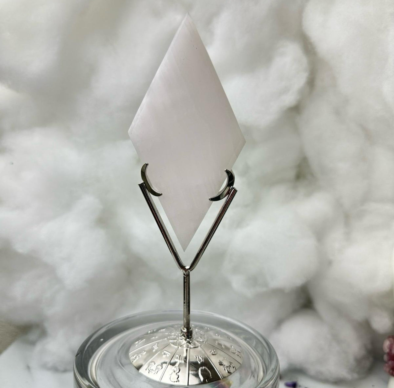 Mangano Calcite Rhombus with Stand