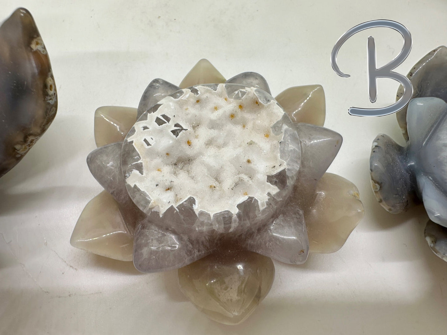 Druzy Agate Lotus, Agate Carving, Lotus Flower, Crystal Lotus, Crystal Lotus Flower, Lotus Carving, Crystal Gift, Crystal Decor, Meditation