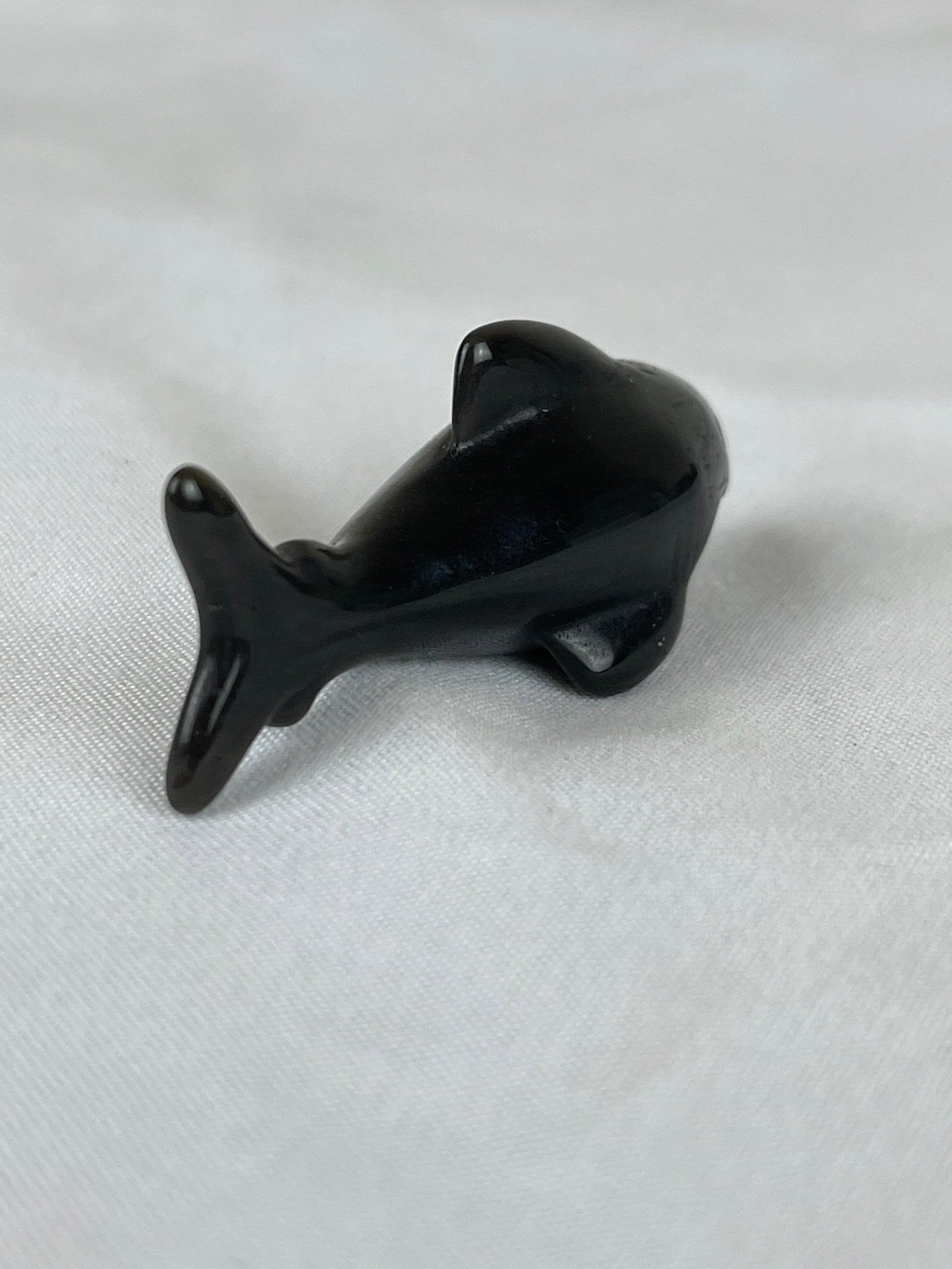 Adorable Silver Sheen Obsidian Shark (A) protection, grounding, create, ease