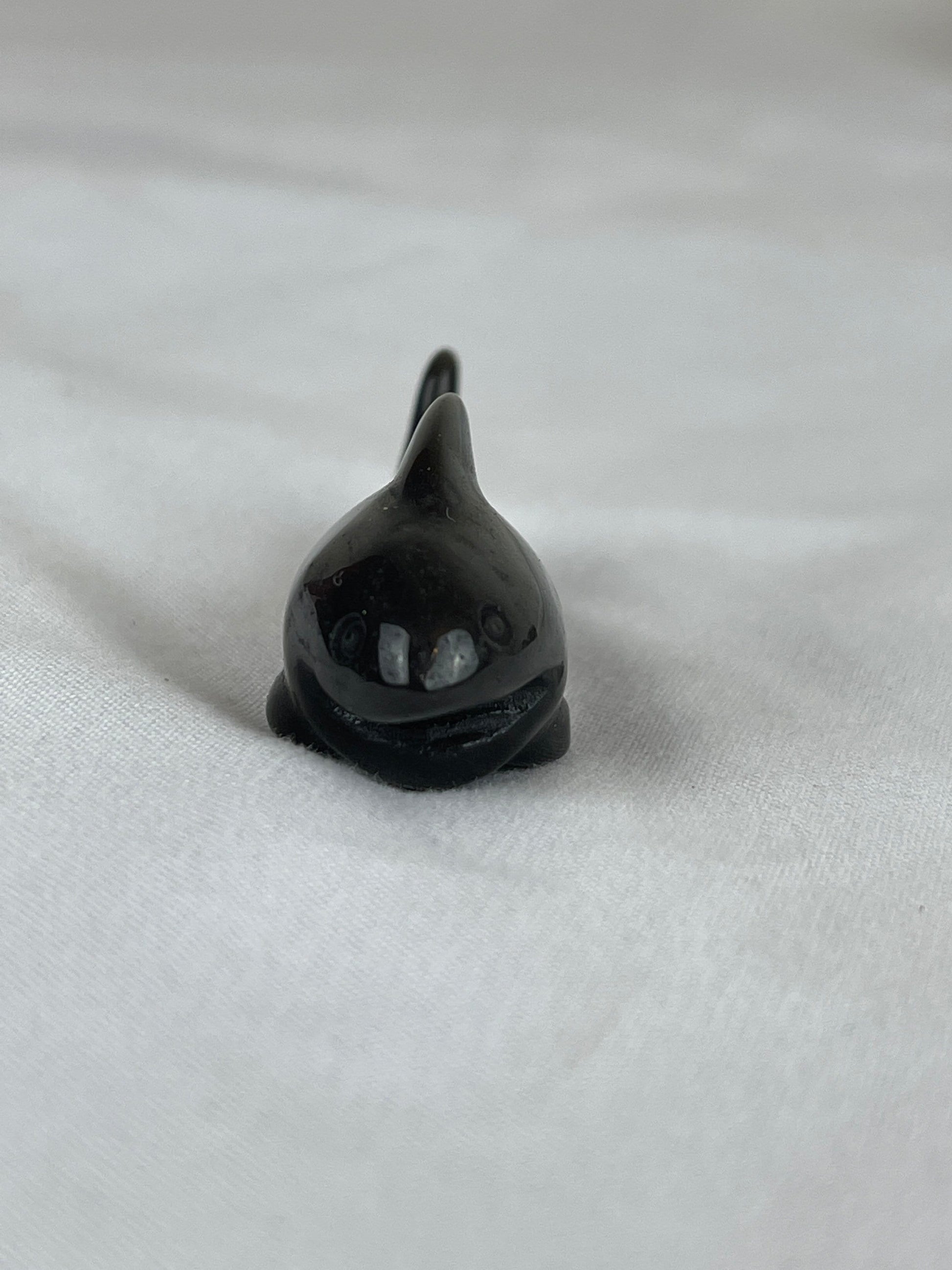 Adorable Silver Sheen Obsidian Shark (A) protection, grounding, create, ease