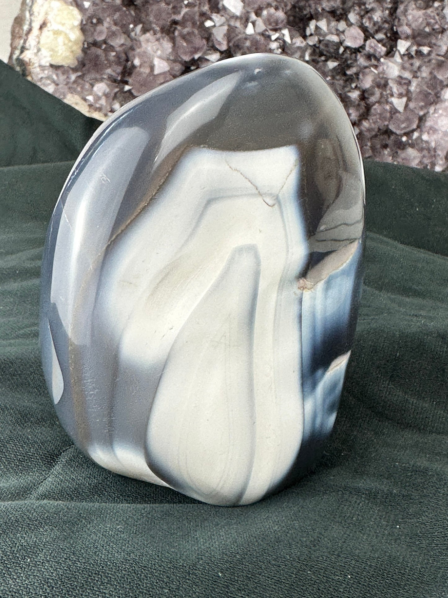 Stunning Strong Banded Orca Agate Freeform 1lb 6.7oz (C) agate banding, orca, Forgiveness Stone, Heart - Katie's Mystic Crystals