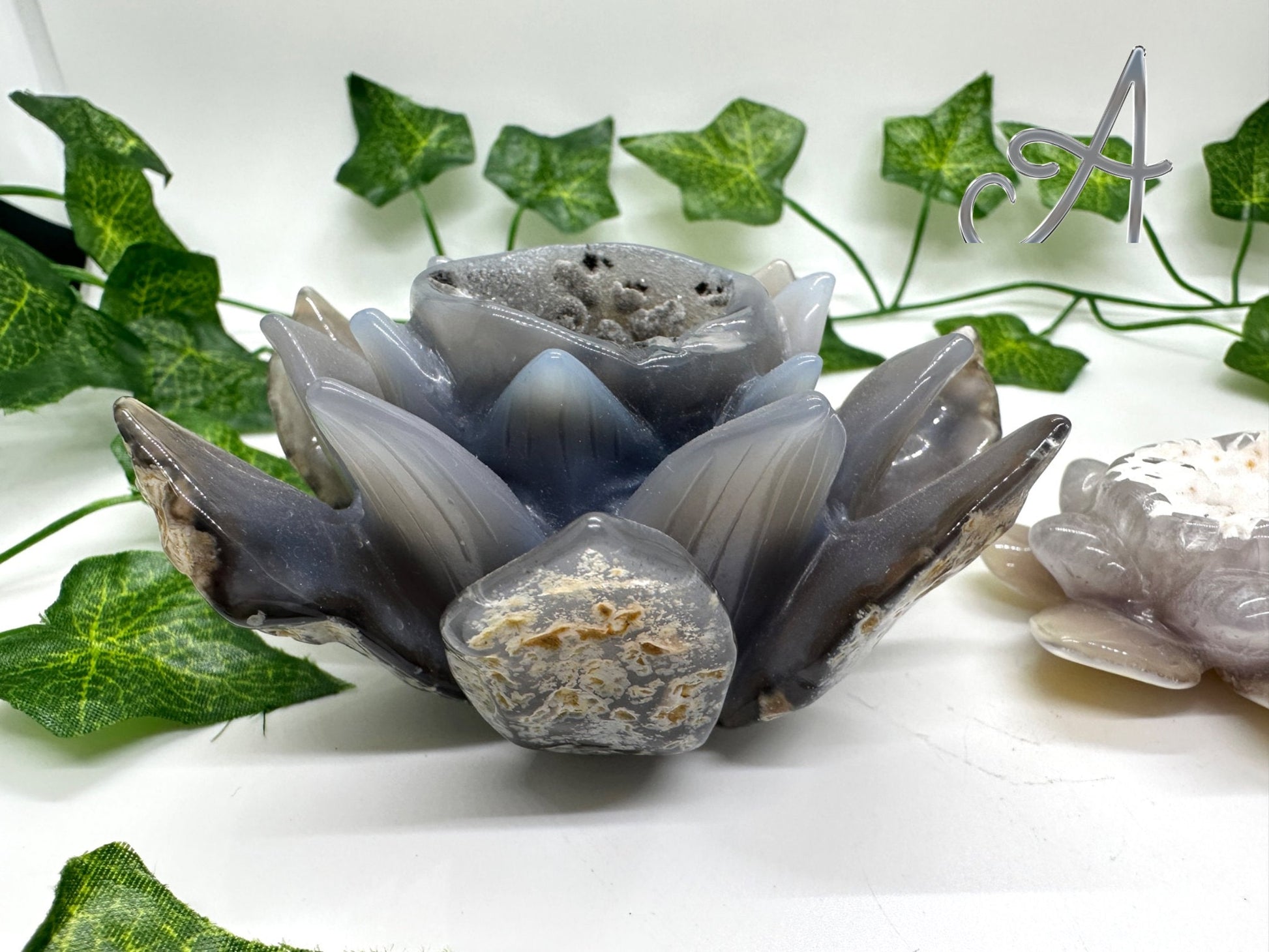 Druzy Agate Lotus, Agate Carving, Lotus Flower, Crystal Lotus, Crystal Lotus Flower, Lotus Carving, Crystal Gift, Crystal Decor, Meditation