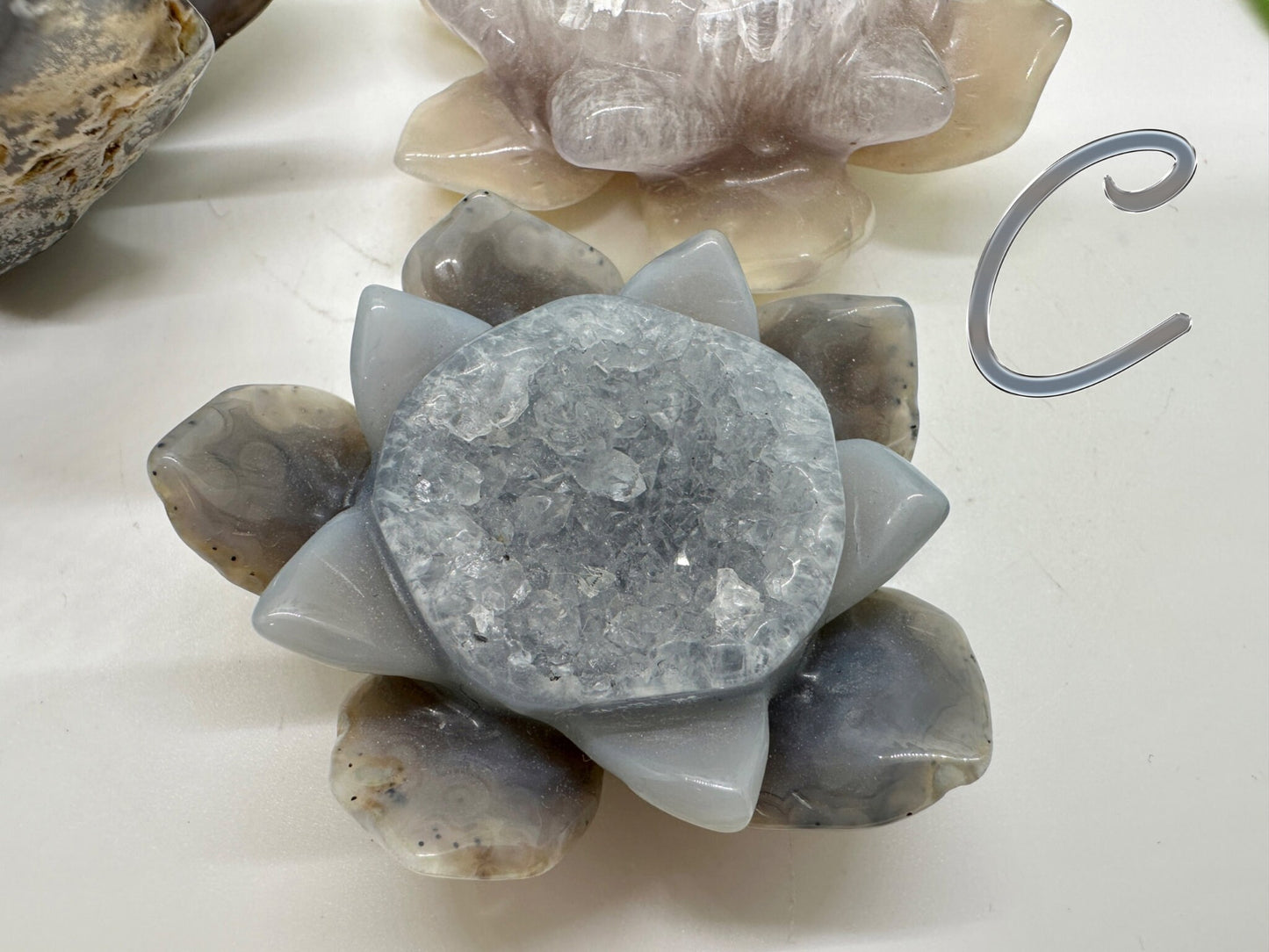 Druzy Agate Lotus, Agate Carving, Lotus Flower, Crystal Lotus, Crystal Lotus Flower, Lotus Carving, Crystal Gift, Crystal Decor, Meditation