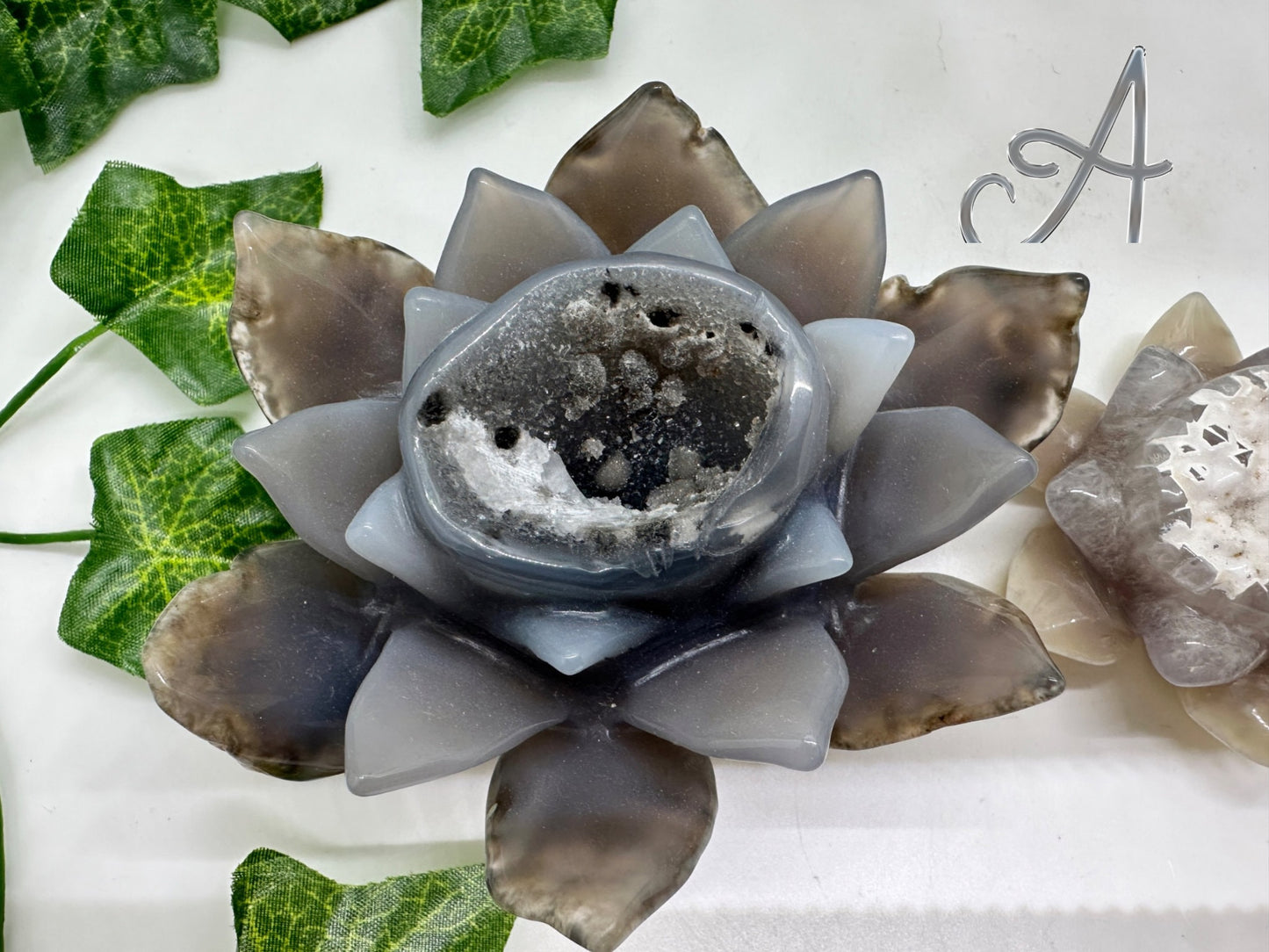 Druzy Agate Lotus, Agate Carving, Lotus Flower, Crystal Lotus, Crystal Lotus Flower, Lotus Carving, Crystal Gift, Crystal Decor, Meditation