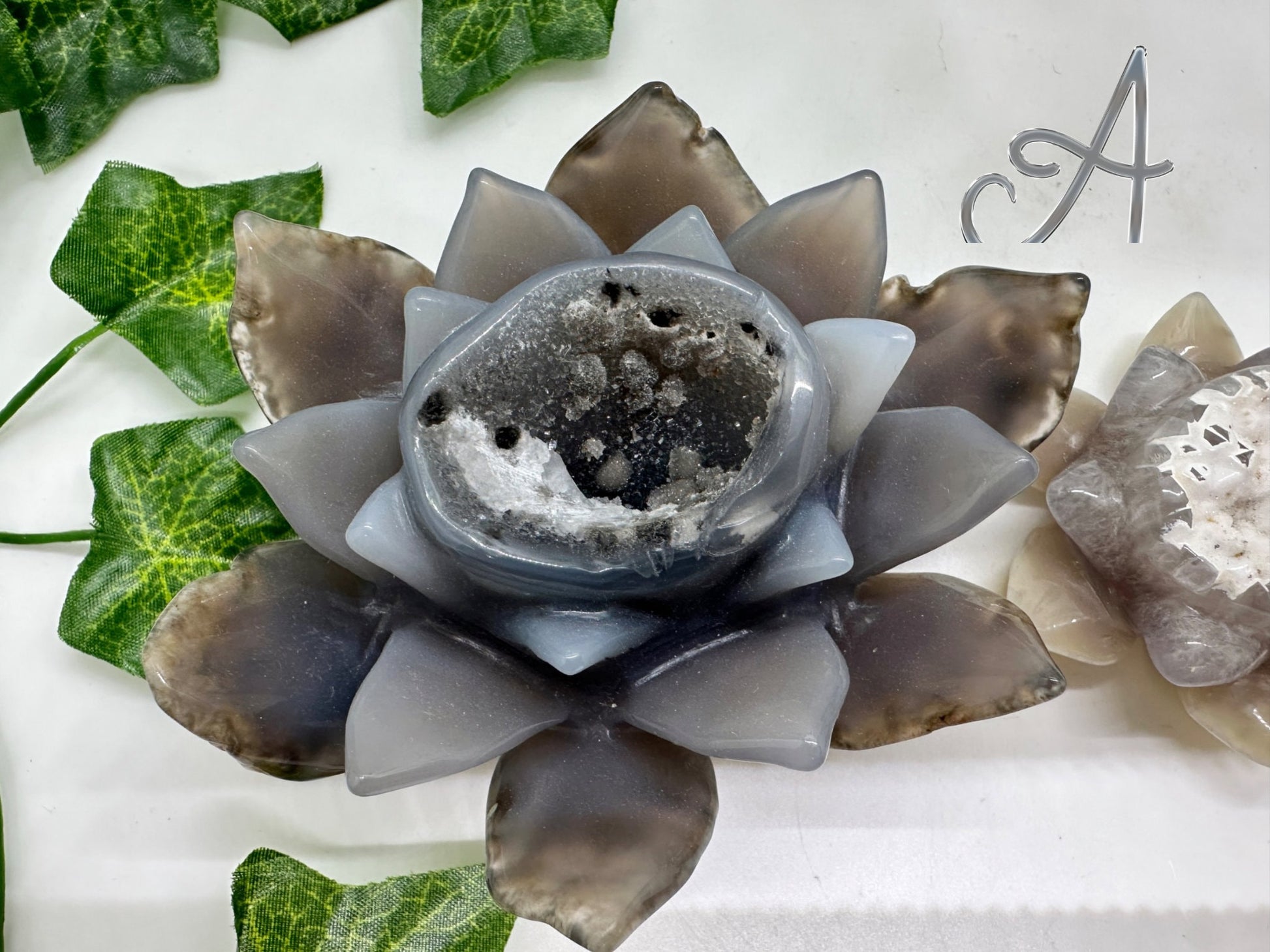 Druzy Agate Lotus, Agate Carving, Lotus Flower, Crystal Lotus, Crystal Lotus Flower, Lotus Carving, Crystal Gift, Crystal Decor, Meditation